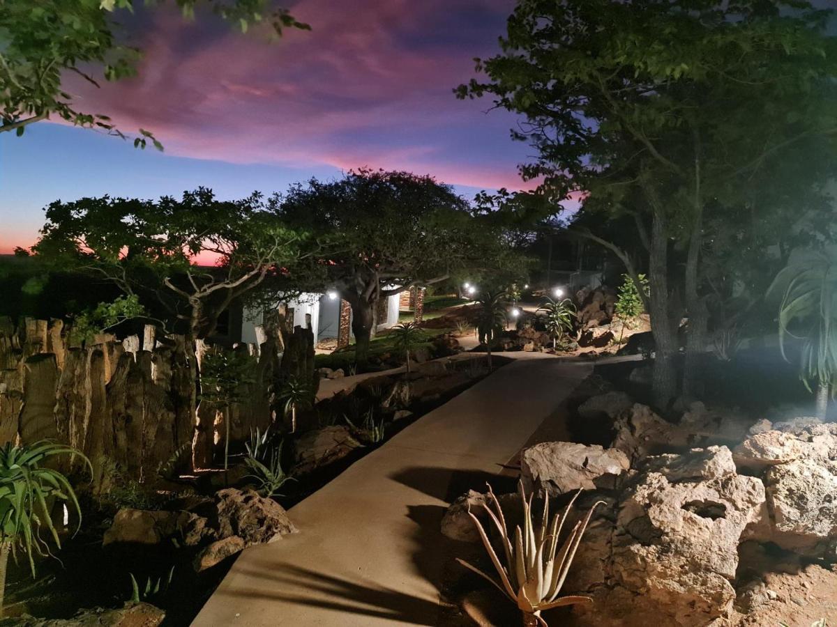 Mountain Peak Game Lodge And Camping Ozongaka Kültér fotó